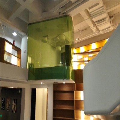 彩色膜隔断一
