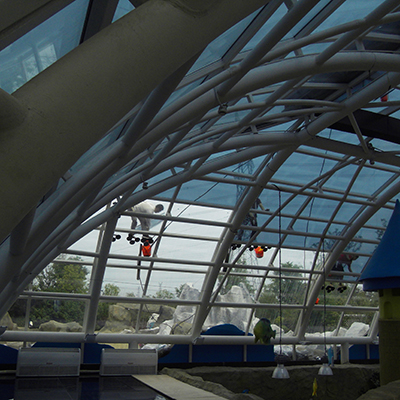 外贴世贸售楼处六